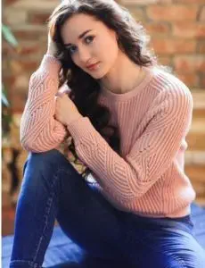 Elite escort service in Soyagaon for home and hotel visits